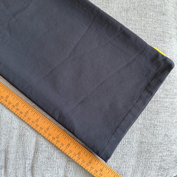 Lole Womens Black Travel Pants Sz 8 Nano Carbon Light Flare Leg UPF 50 Stretch - Picture 10 of 16